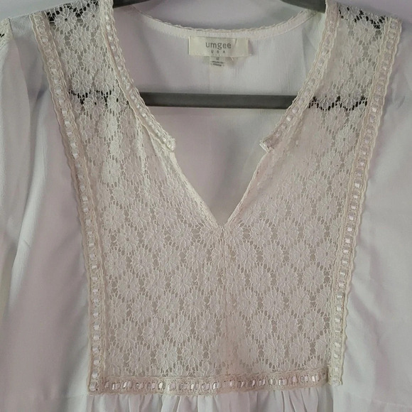 UMGEE Ivory Tunic Crochet Lace Detail 3/4 Length Sleeves Semi-Sheer Size Medium - Picture 4 of 13